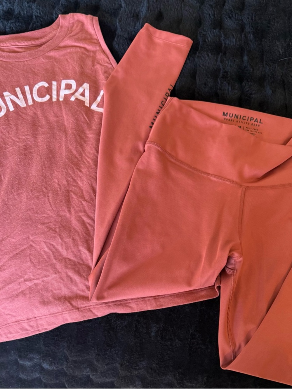 EUC Municipal Leggings- mineral red colored size M
